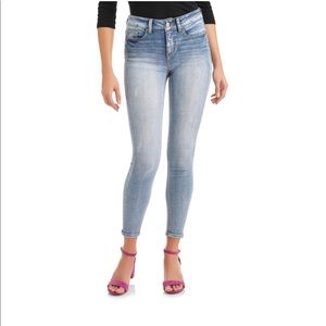 🌼NWT Time & Tru Women’s Jeans